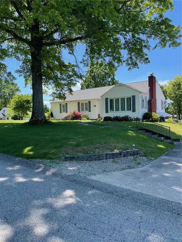 736 Melvin Dr, Greensburg, PA 15601