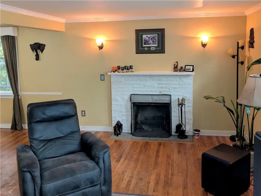 202 Park Pl, Pittsburgh, PA 15237 - #2
