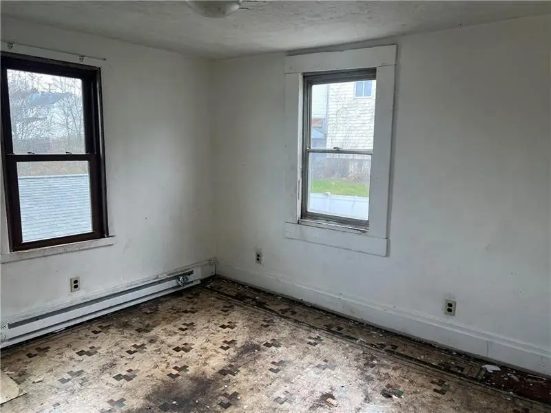 314 Lowell Rear #1/2, Vandergrift, PA 15690 - #3