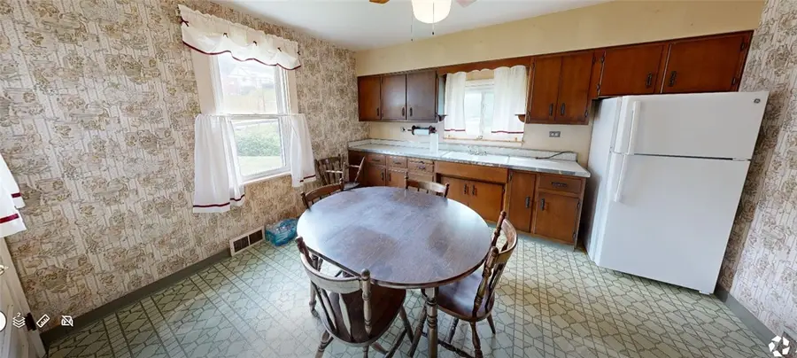 897 Spruce St, Rochester, PA 15074 - #3