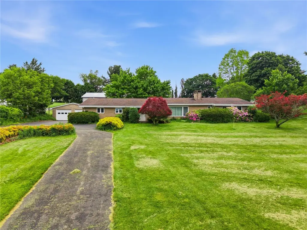 944 Mercer Rd, Butler, PA 16001 - #1