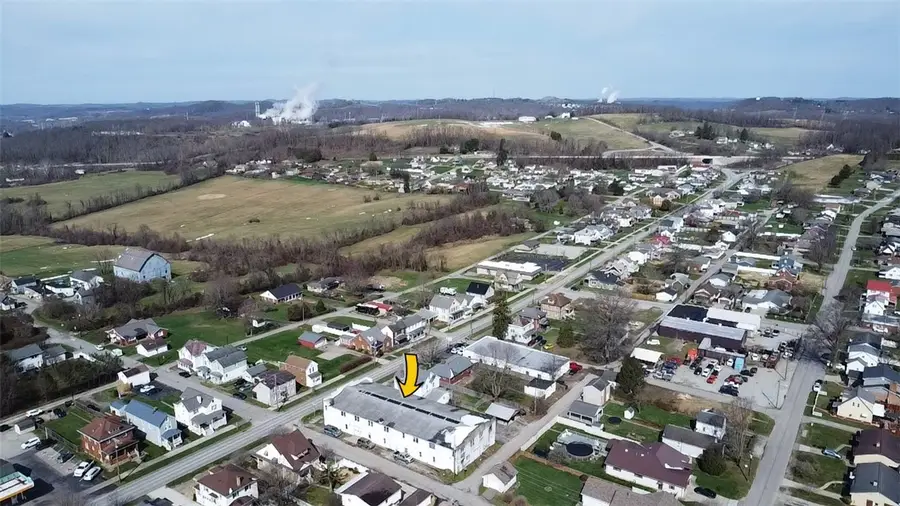 402 N Main St, Masontown, PA 15461 - #2