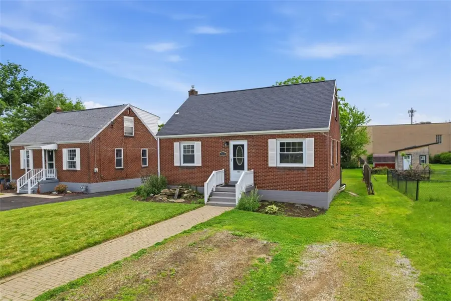 2514 Alberta Cir, West Mifflin, PA 15122 - #3