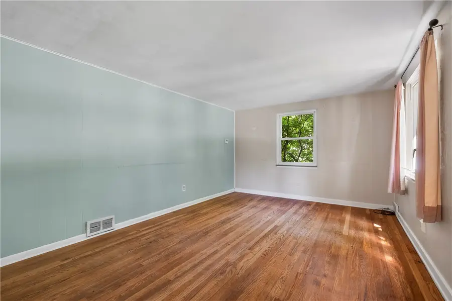 3210 Thornwood Drive, Bethel Park, PA 15102 - #2