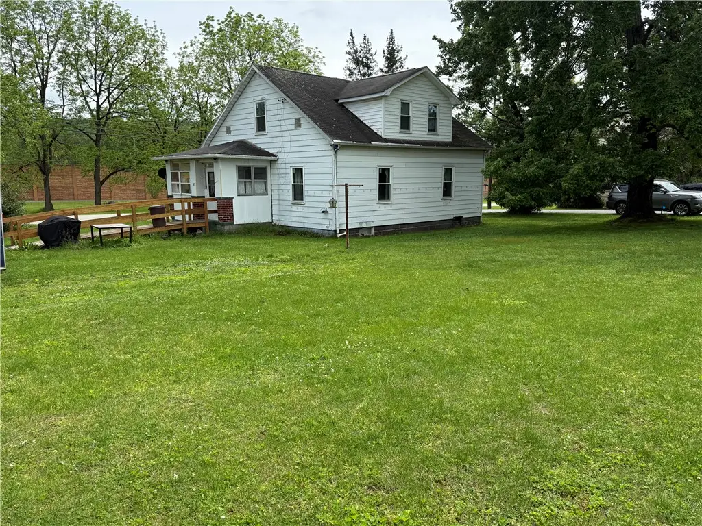 42 Cedar St, Coral, PA 15731 - #1