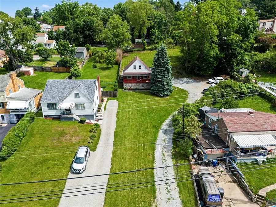 525 Agnew Road, Pittsburgh, PA 15227 - #3
