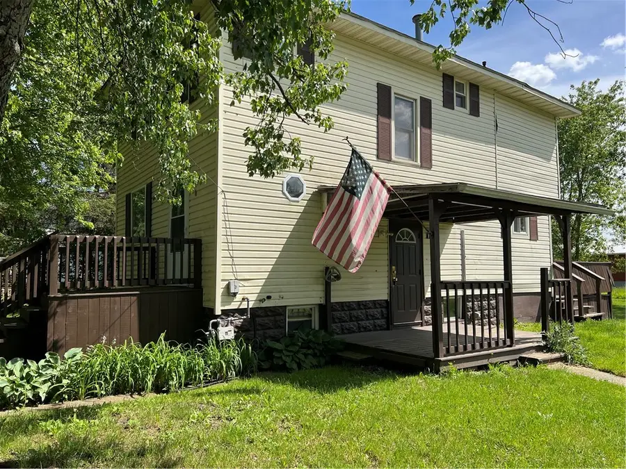 8 Lancaster Ave, Greenville, PA 16125 - #3