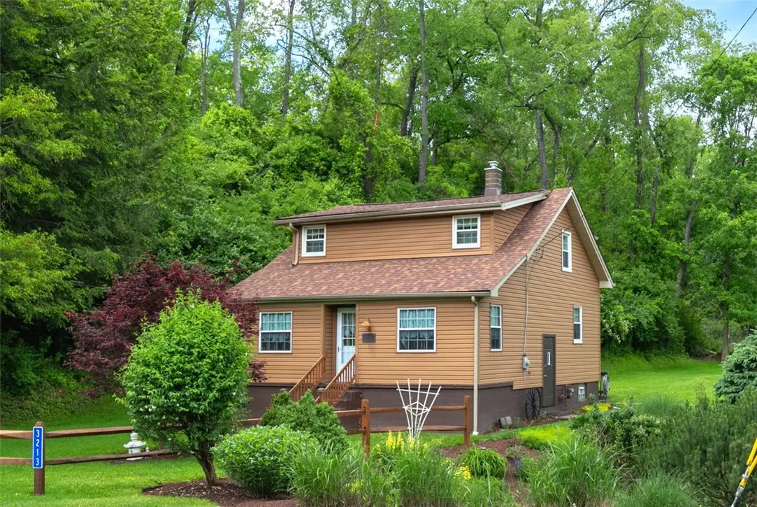 3213 Leechburg Rd, Pittsburgh, PA 15239 - #1