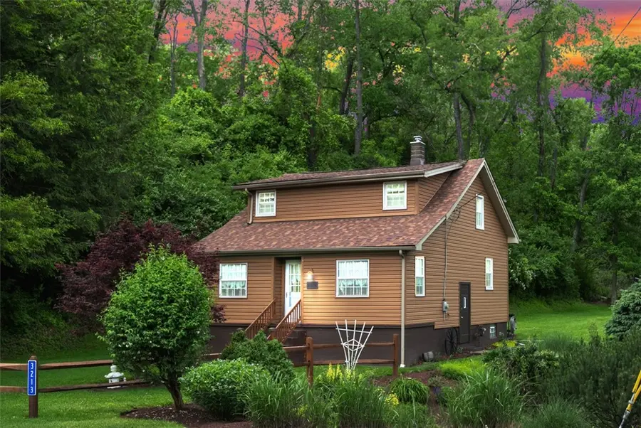 3213 Leechburg Rd, Pittsburgh, PA 15239 - #2