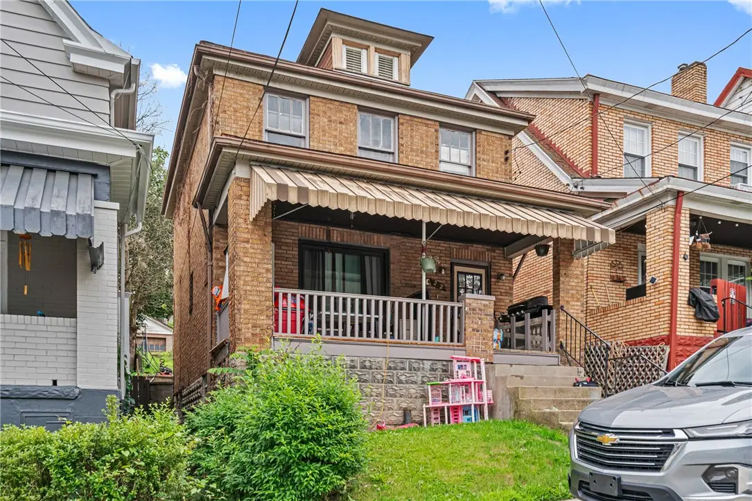 222 Poplargrove St, Pittsburgh, PA 15210 - #1