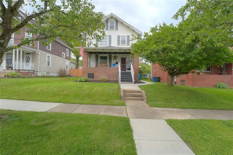 213 N 6th Street, Youngwood, PA 15697 - #2