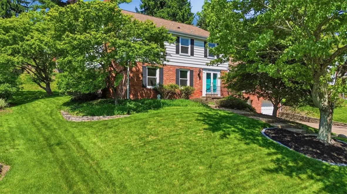 8273 Brittany Pl, Pittsburgh, PA 15237 - #1