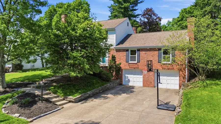 8273 Brittany Pl, Pittsburgh, PA 15237 - #2