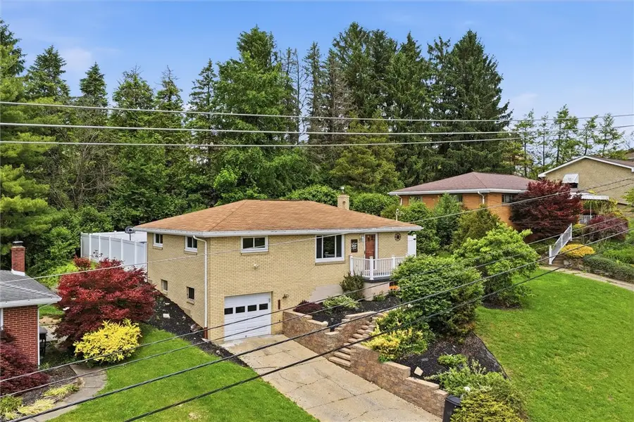 1312 State Rd, Monessen, PA 15062 - #2