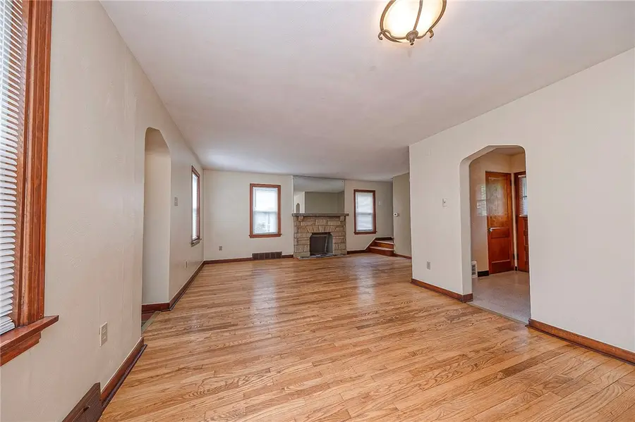250 Park Ave, Pittsburgh, PA 15229 - #3