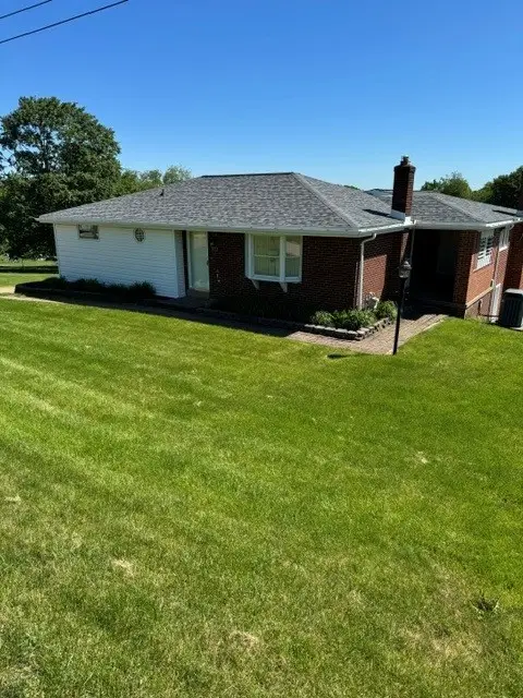 352 Crescent Dr, Washington, PA 15301 - #1