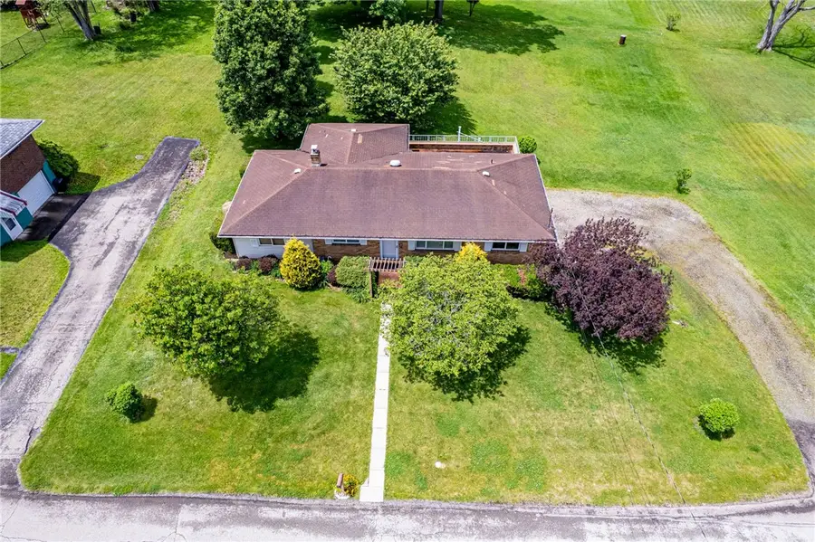302 Pecan St, Sutersville, PA 15083 - #3