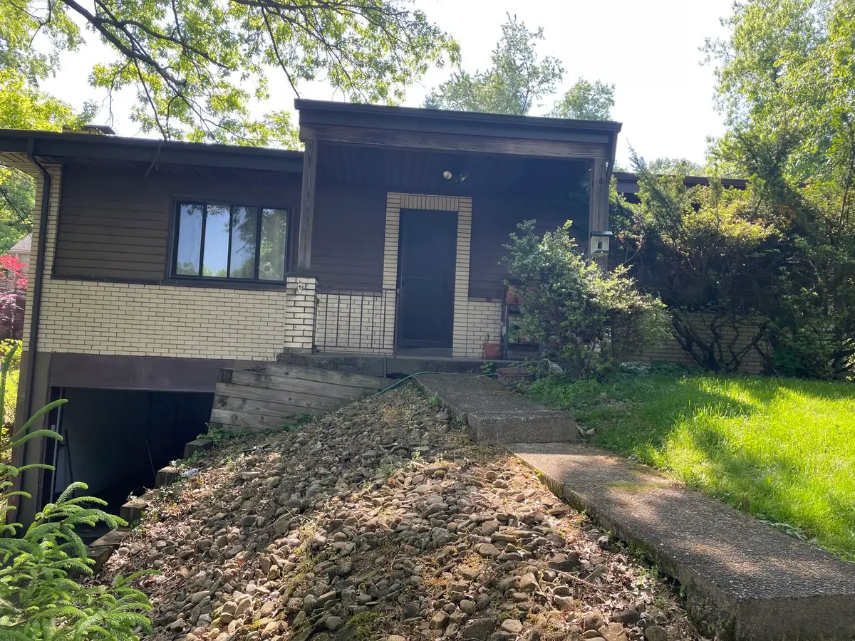 834 Hawthorne Drive, Pittsburgh, PA 15235 - #1