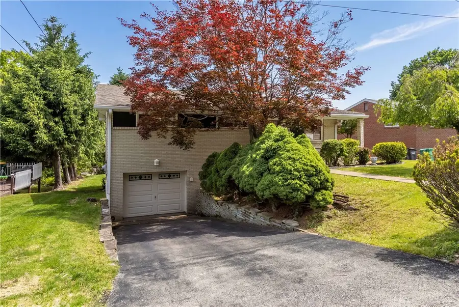 129 Donmor Drive, Pittsburgh, PA 15237 - #2