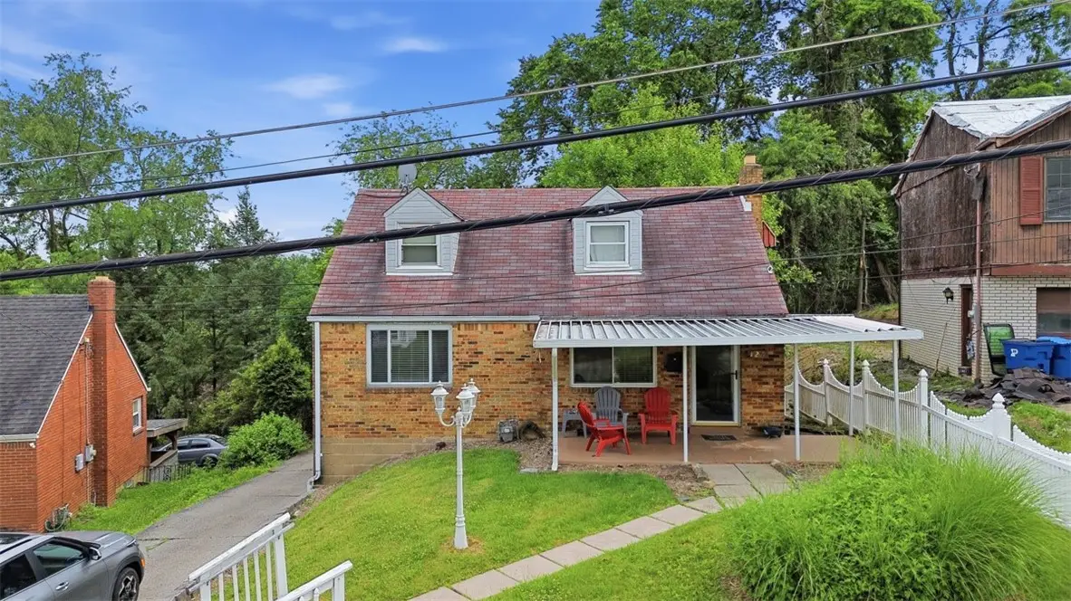 126 Pennoak Dr, Pittsburgh, PA 15235 - #1
