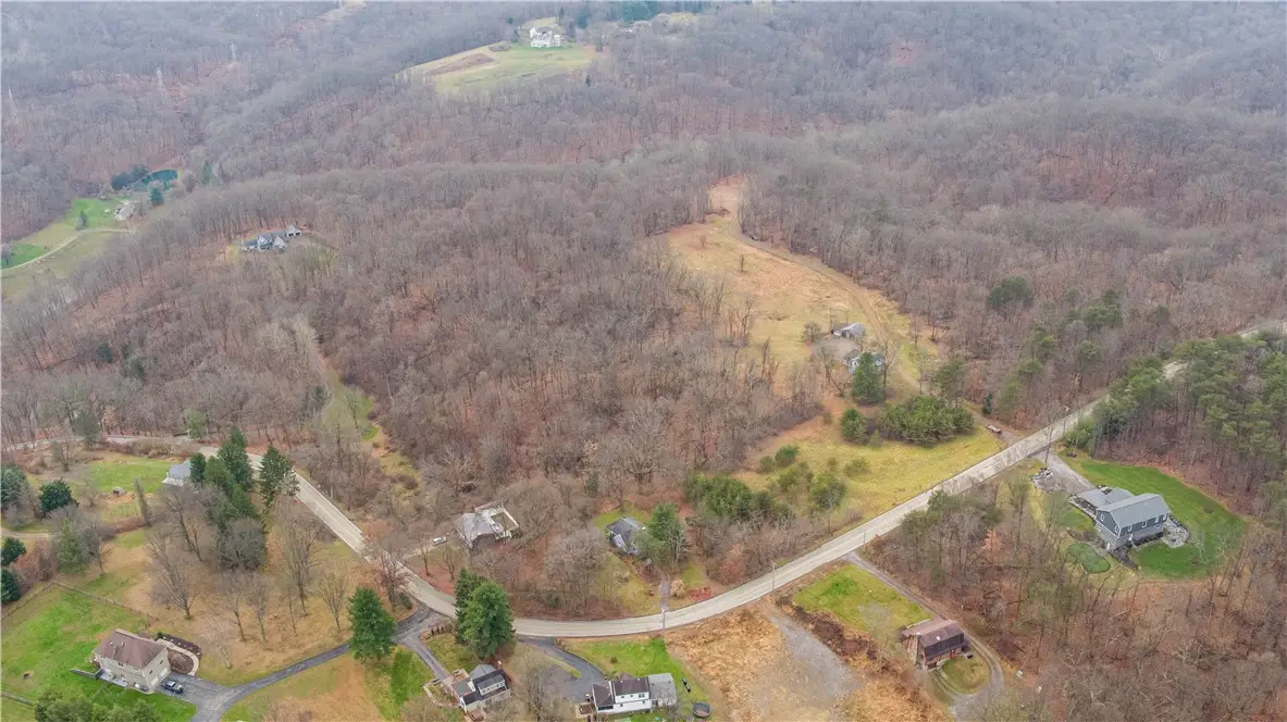 224 Indianola Rd, Cheswick, PA 15024 - #1