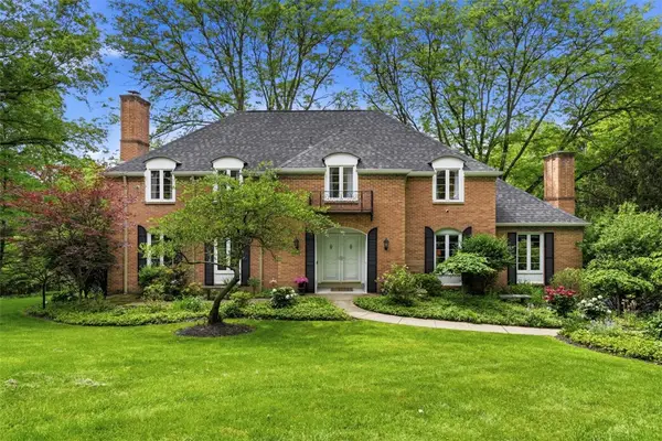 111 Shannon Dr, Pittsburgh, PA 15238