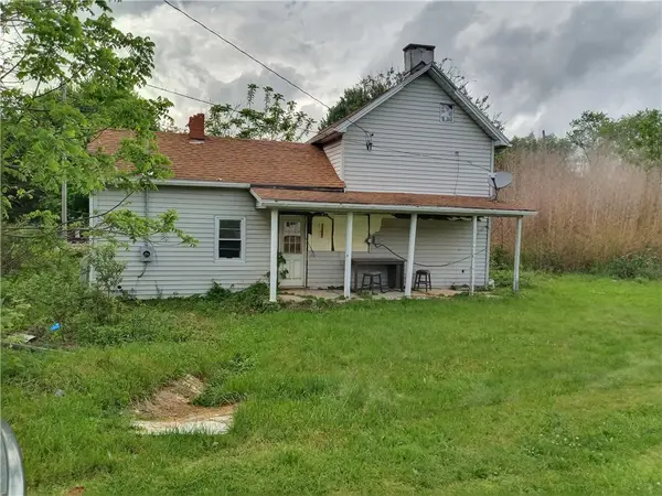 212 Dupont Ln, Uniontown, PA 15401