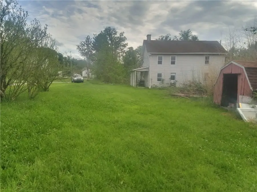 212 Dupont Ln, Uniontown, PA 15401 - #2
