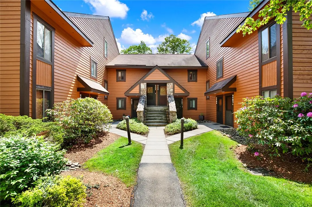 2405 Swiss Mountain Dr, Champion, PA 15622 - #1
