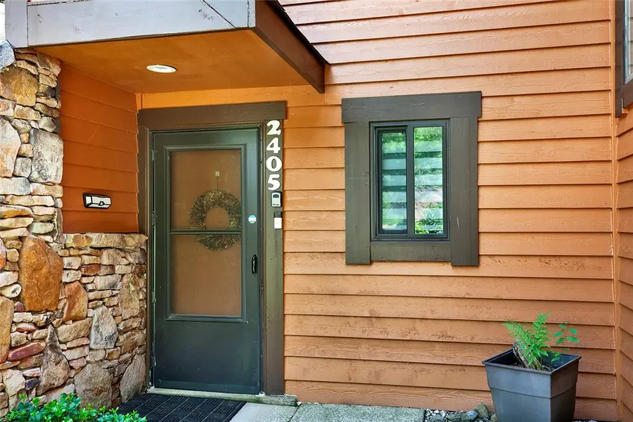 2405 Swiss Mountain Dr, Champion, PA 15622 - #2