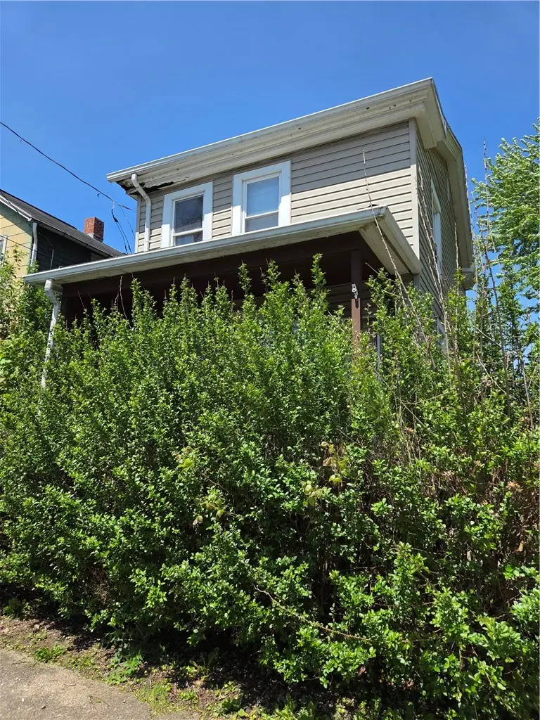 26 Miller St, Latrobe, PA 15650 - #2