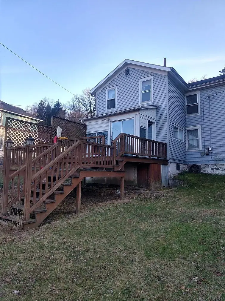 304 E 4th St, Oil City, PA 16028 - #2
