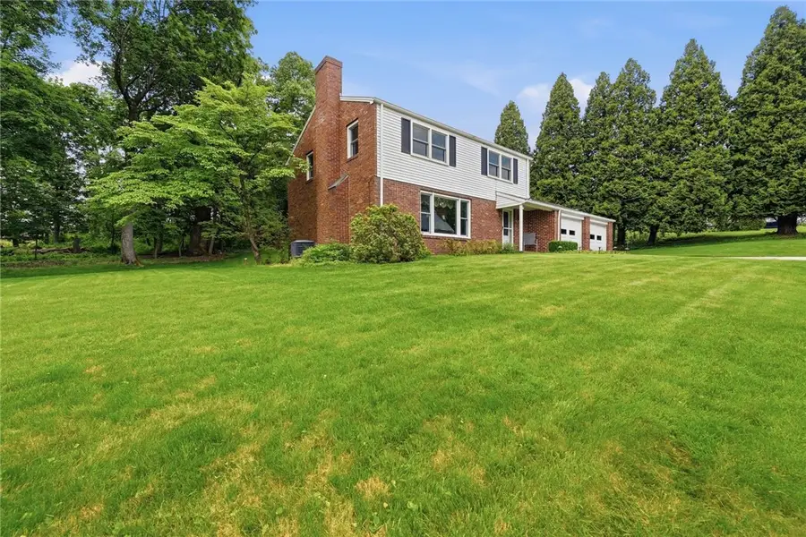 16 Watson Street, Leet, PA 15143 - #2