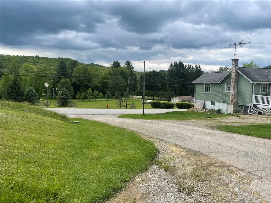 108 Amherst Ln., Ligonier, PA 15658 - #2