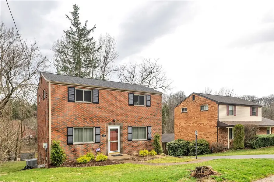 221 Sharon Dr., Pittsburgh, PA 15221 - #2