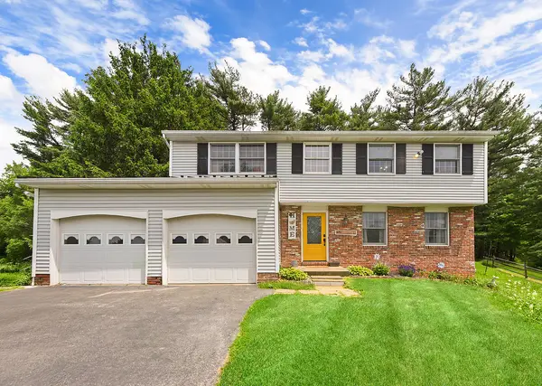 431 Deerfield Dr, Cranberry Twp, PA 16066