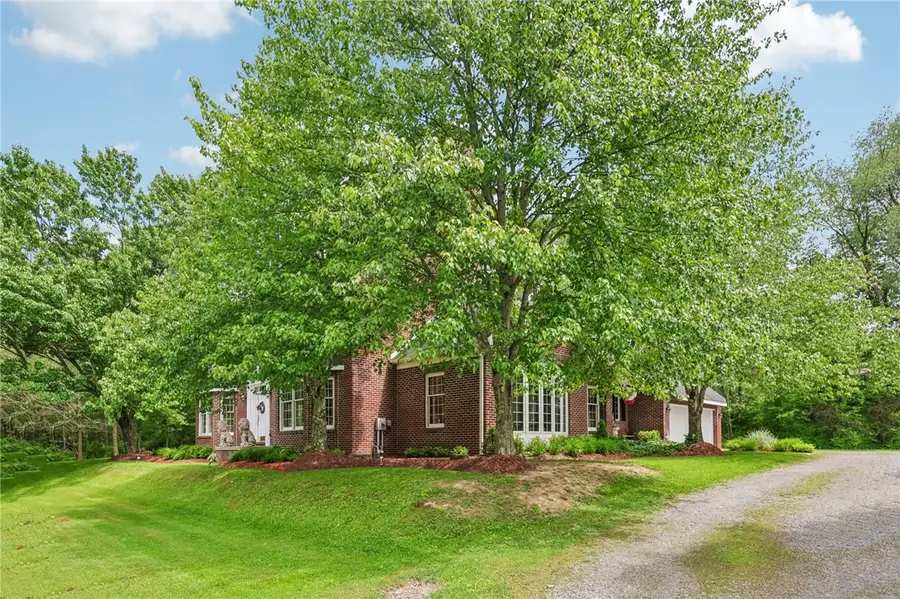 500 Morningstar Drive, Ellwood City, PA 16117 - #3