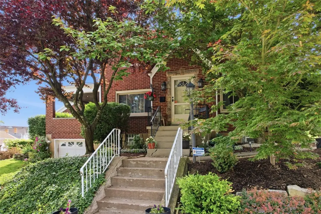 131 W Marietta St, Homestead, PA 15120 - #1