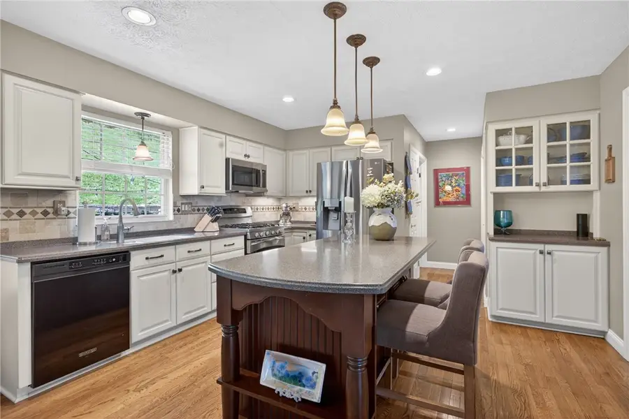 782 Boulder Dr, Bethel Park, PA 15102 - #2