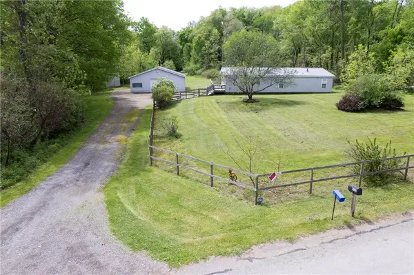 9133 S Watson Run Rd, Meadville, PA 16335