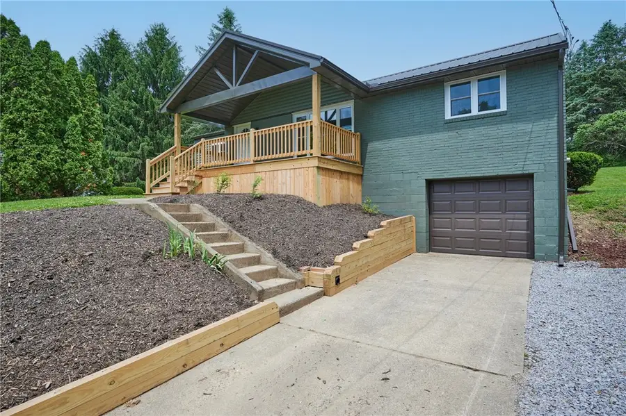 122 Springhouse Dr, Butler, PA 16001 - #3