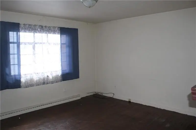 569 Linden Way, Donora, PA 15033 - #3