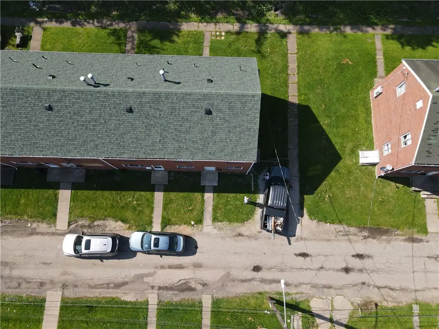 507 Washington Ave, Clairton, PA 15025 - #2