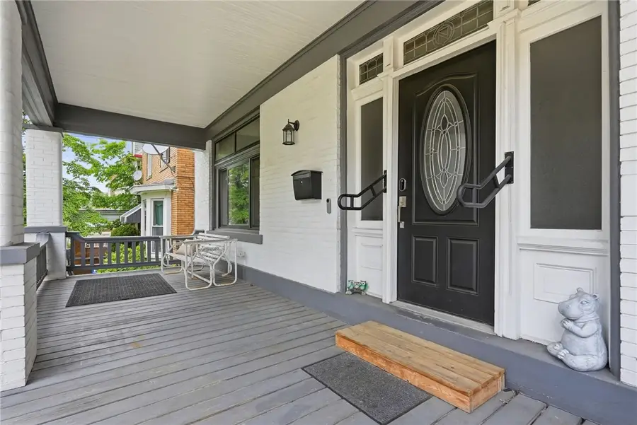 1129 Greenfield Ave, Pittsburgh, PA 15217 - #2