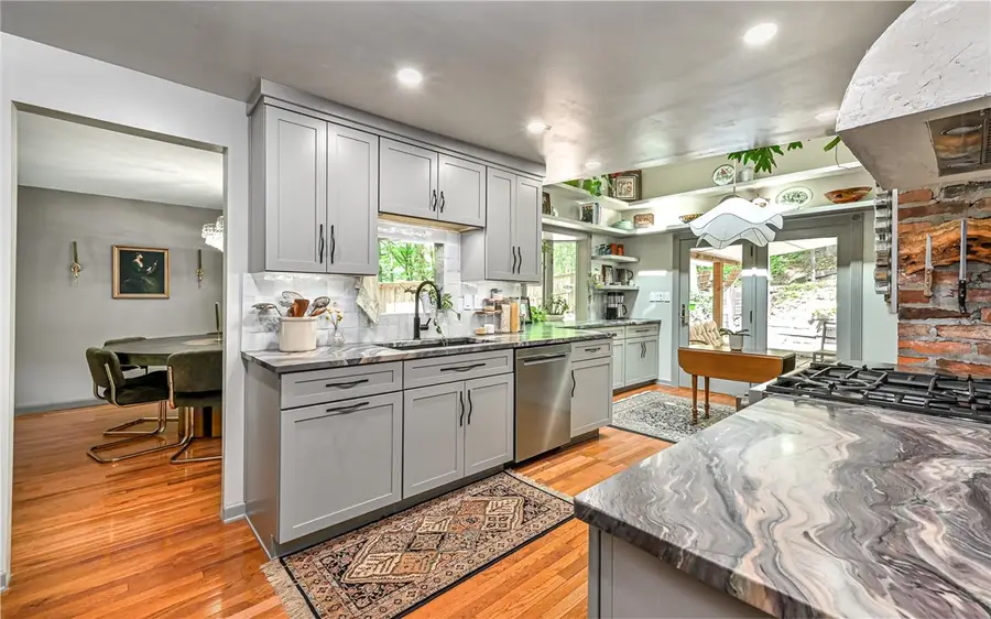 109 Colwyn Rd, Pittsburgh, PA 15237 - #2
