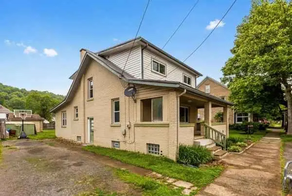 407 4th St, Darlington, PA 16115 - #3