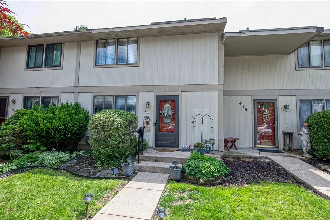417 Lark Tree Cir, Bridgeville, PA 15017 - #1