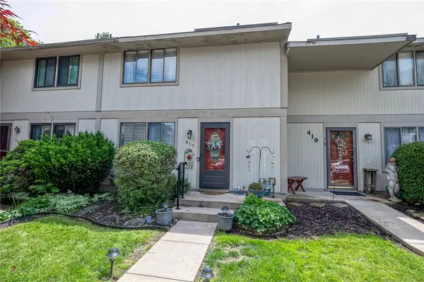 417 Lark Tree Cir, Bridgeville, PA 15017