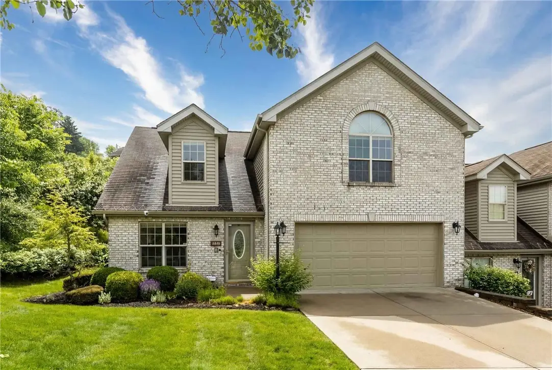 3432 Woodwind Dr, Clairton, PA 15025 - #1