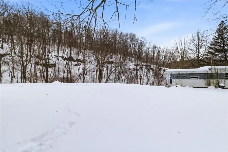 1558 Blackhawk Rd, Darlington, PA 16115 - #3